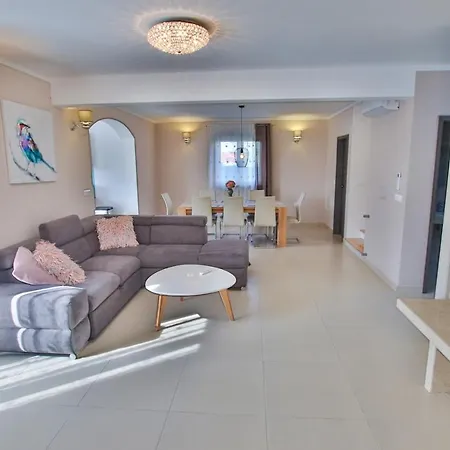 Villa Contessa Nova Vas (Porec)